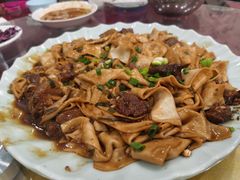 -壹阁胡羊焖饼(特色小吃街店)