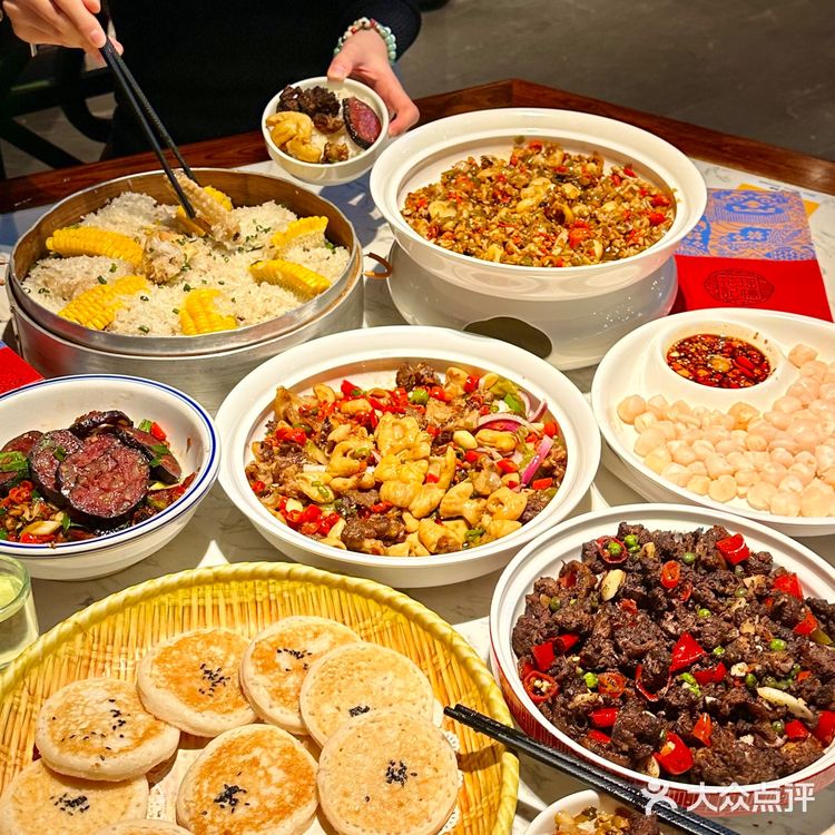 长沙的~吃这家湘菜记得空腹来