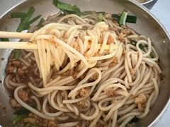 -正宗杨记普洱酸醋米线(总店)