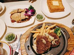 -香港新发烧腊茶餐厅(书城店)