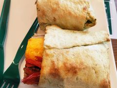 牛肉菠菜大卷-星巴克(邯郸新世纪广场店)