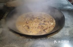 Homestyle Pot-Braised Rooster