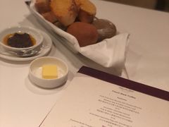 -香港赛马会双鱼河会所