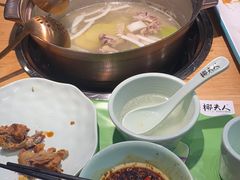 -椰夫人·养生椰子鸡(金沙洲永旺店)