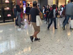-东荟城名店仓