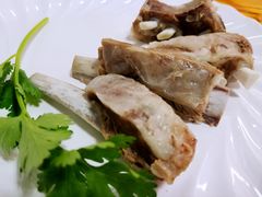 手抓羊肉-内蒙古牛羊肉特色美食(后海滨路店)