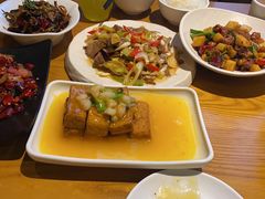 -隔壁老王·家常云南菜(花巷店)