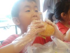 -麦当劳(河北唐山光明路餐厅)