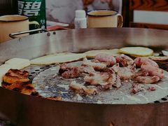 -陈叉子钢盆烤肉(中原万达店)