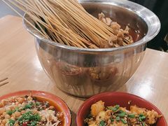 -拐枣巷小串串(财大店)