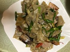 粉皮炒腊肉-老菜馆(滨江大道东段店)