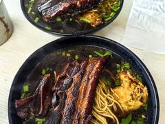 -小龙大肉面馆