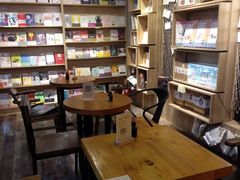 -晓风书屋(大学路店)