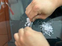 -鲨鱼皮汽车凹陷玻璃修复(静安店)