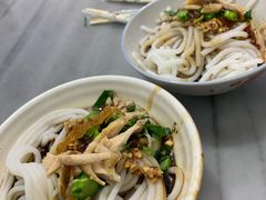 -再回首鸡肉米线(人民路一店)