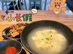 小龙虾云吞-中信理想家漫食(白云国际机场T2航站楼店)