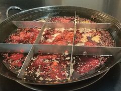 -岗上渣渣老火锅(两路口店)