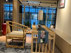-光海书局(南京东路第一百货店)