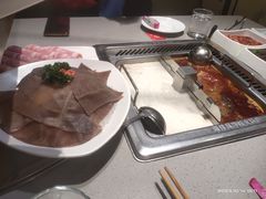 -海底捞火锅(高新万达店)