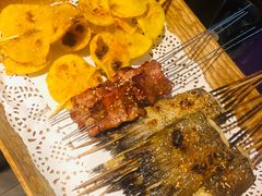 -聚串门儿·东北烧烤(信义坊店)