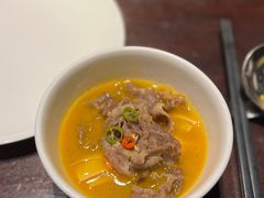 酸汤雪花肥牛-杭州西子湖四季酒店·金沙厅