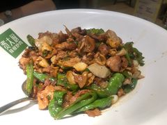 -费大厨辣椒炒肉(万家丽一店)