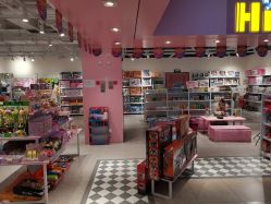 -嗨本可潮玩仓(大兴大悦春风里店)