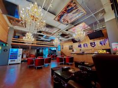 -明日世界密室轰趴·剧本桌游·箭馆团建(国贸店)