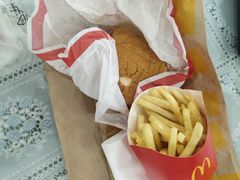 -麦当劳(松江南乐得来速店)