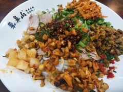 -象鼻山米粉(建干路店)