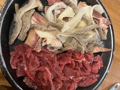-小志家.野生菌鲜切牦牛肉牛杂火锅