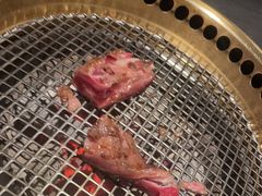-铭牛烧肉·和牛海鲜自助(高新月牙湖店)
