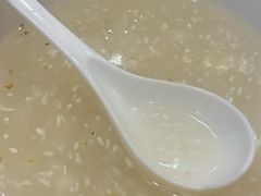 -香山湖家家宴(中山陵店)