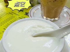 冻蛋白炖鲜奶-澳洲牛奶公司(佐敦店)