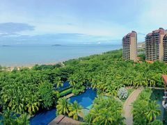 -三亚湾海居铂尔曼度假酒店