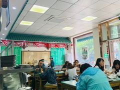 大堂-护国寺小吃(东四店)