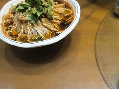 -钵家大院·地道湖北菜(江夏·大花岭店)