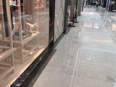 -BURBERRY(上海港汇恒隆广场店)