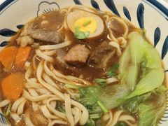 -康师傅私房牛肉面(马泉营奥莱店)