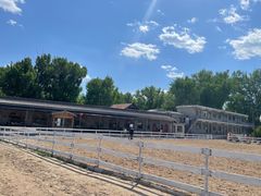 -月河湾马术俱乐部(朝阳店)