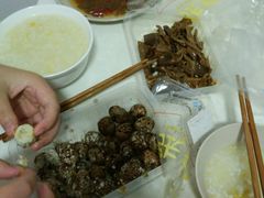 -张鸭子重庆特产卤味小吃(未来国际店)