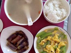 -爱的果实月嫂育婴师(世纪东方店)