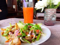 -Dash Teak House