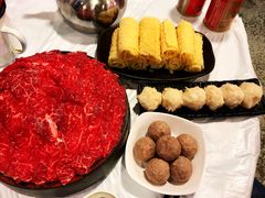 -鲜入围煮花胶鸡海鲜火锅