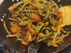 -靠山屯东北农家菜(八龙桥雅苑店)