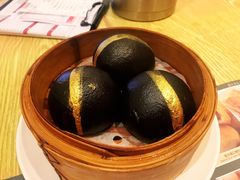 竹炭黄金流沙包-添好运点心专门店(百老汇店)