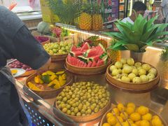 -四囍码头海鲜烧烤自助火锅(外滩南京东路悦荟广场店)