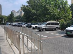 -313羊庄·铁锅烀羊肉·烧烤(草桥店)