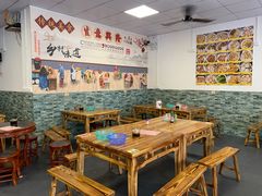 大堂-正果忠记云吞濑粉(总店)
