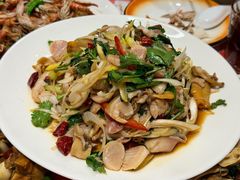 -超越海鲜屋(飞龙物业店)
